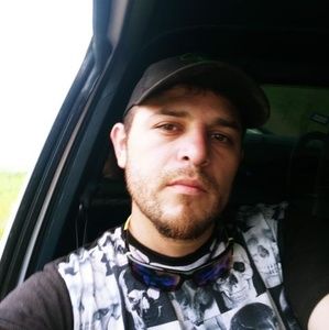 Meet your Posher, Efrain r